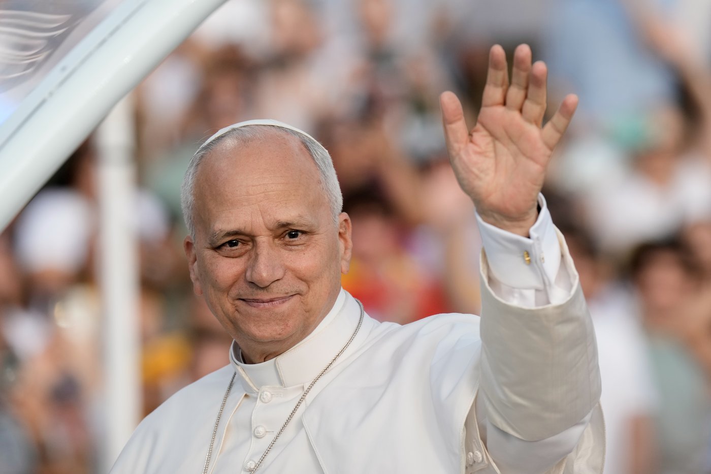 Pope's youth rally in Spain gets raw, with frank discussion of depression and domestic violence | iNFOnews.ca