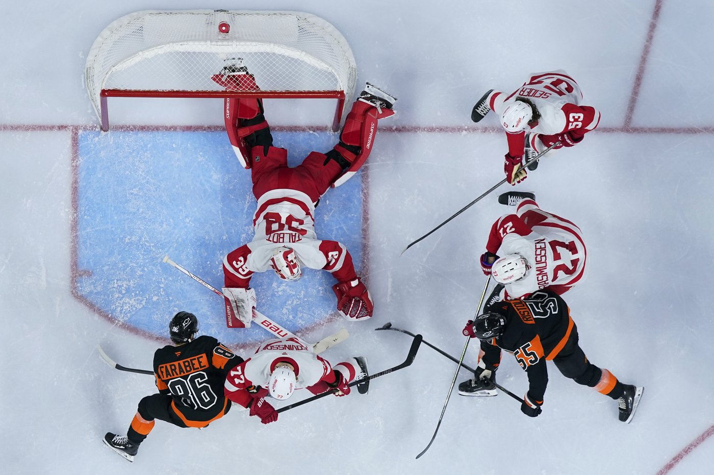 Scott Laughton scores career-high 4 goals for the Flyers' 4-1 victory over the Red Wings | iNFOnews.ca Scott Laughton scores career-high 4 goals for the Flyers' 4-1 victory over the Red Wings | iNFOnews.ca