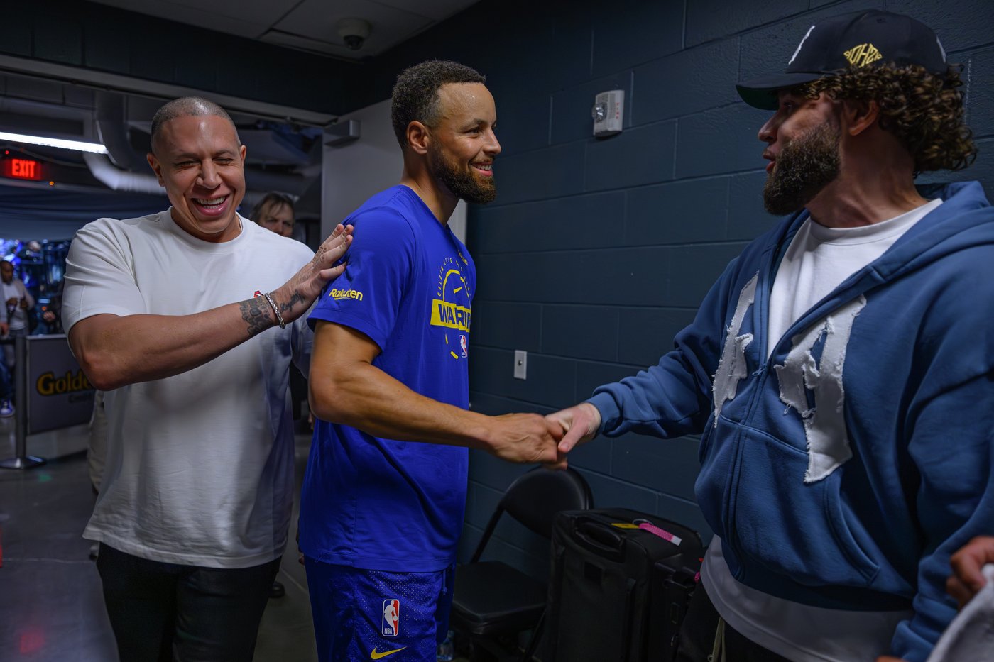 Stephen Curry hopes to lead a surprise Warriors playoff run now that he's healthy after knee injury | iNFOnews.ca