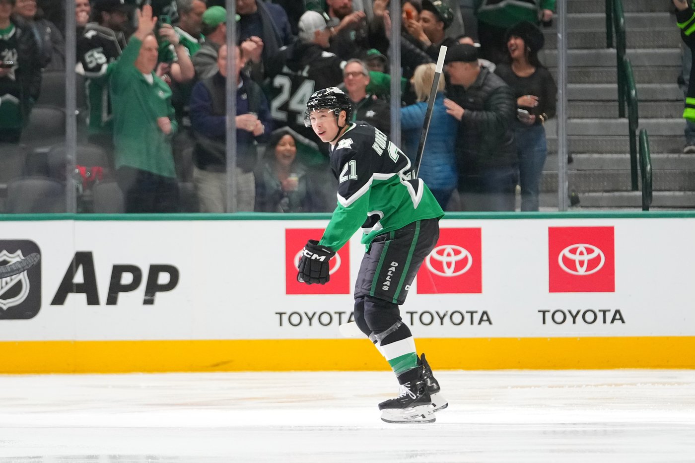 Harley scores in OT as Stars beat Jets 4-3 for fifth straight win | iNFOnews.ca