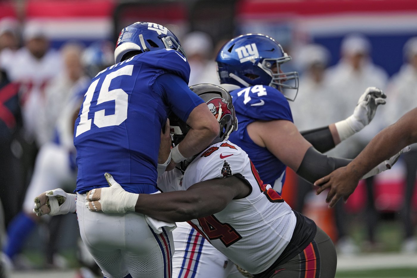 Giants QB Tommy DeVito has a sore throwing arm after loss to Bucs | iNFOnews.ca