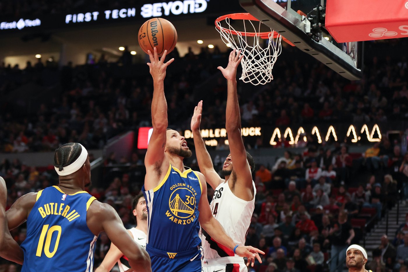 Avdija scores 26 points as Trail Blazers beat Warriors 139-119 in Splitter's debut as interim coach | iNFOnews.ca