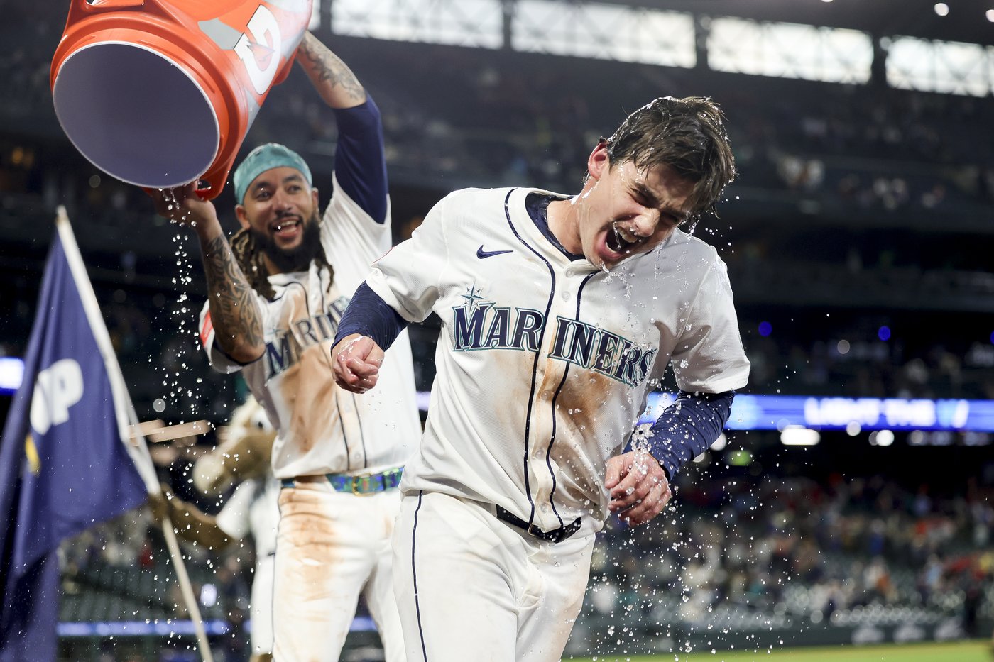 Cole Young drives in winning run in 10th in major league debut, Mariners beat Twins 5-4 | iNFOnews.ca Cole Young drives in winning run in 10th in major league debut, Mariners beat Twins 5-4 | iNFOnews.ca