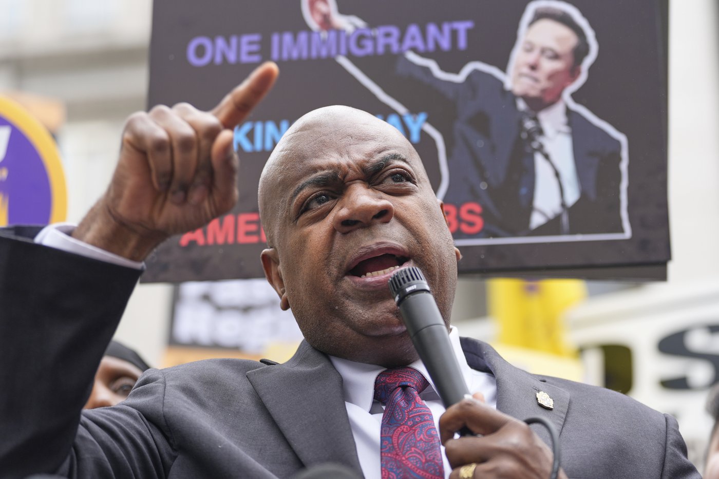 Trump administration sues 4 New Jersey cities over 'sanctuary' policies | iNFOnews.ca