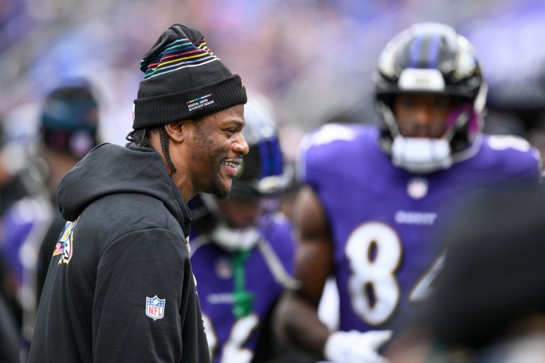 Lamar Jackson back on practice field for Ravens after missing 2 games with hamstring injury | iNFOnews.ca