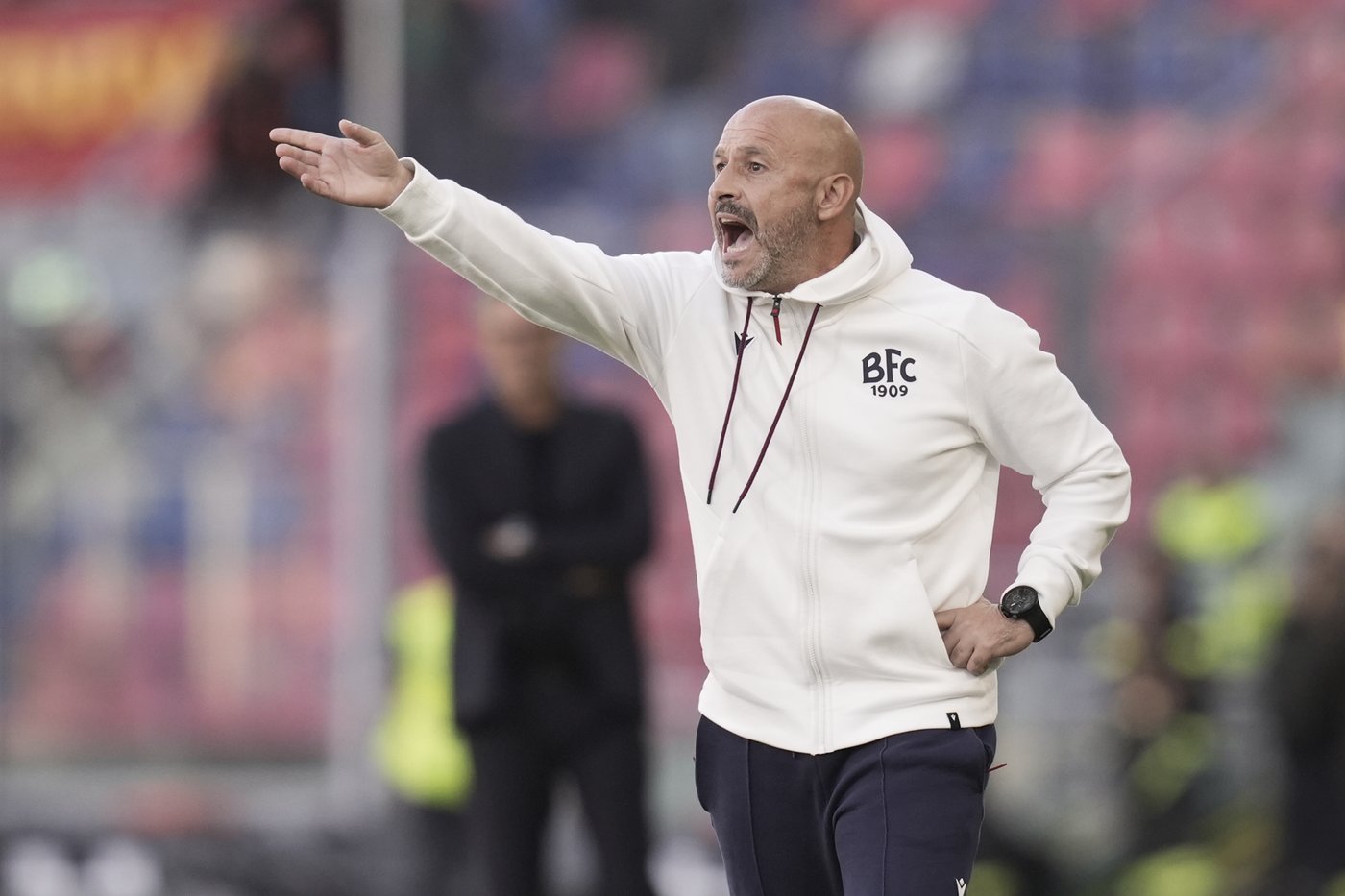 Juventus gets back to winning ways with a lot of help from the post | iNFOnews.ca