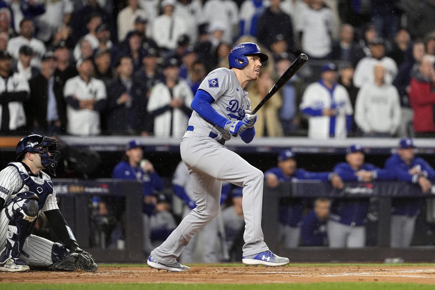 Freddie Freeman homers again for Dodgers early in Game 4 to set a pair of World Series records | iNFOnews.ca
