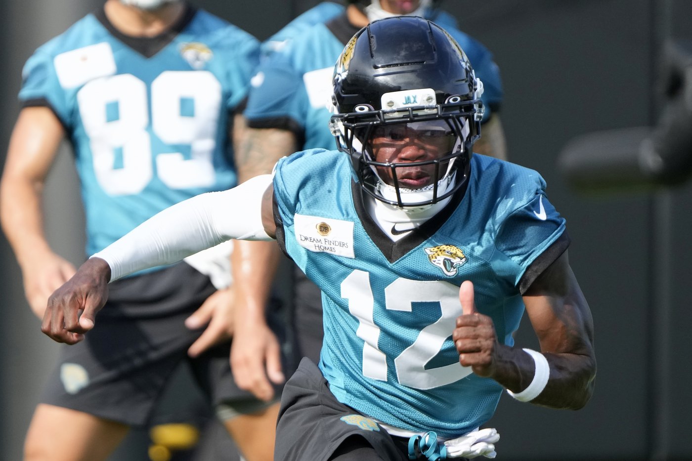 Playing both sides of the ball is now part of Travis Hunter's regular routine with the Jaguars | iNFOnews.ca Playing both sides of the ball is now part of Travis Hunter's regular routine with the Jaguars | iNFOnews.ca