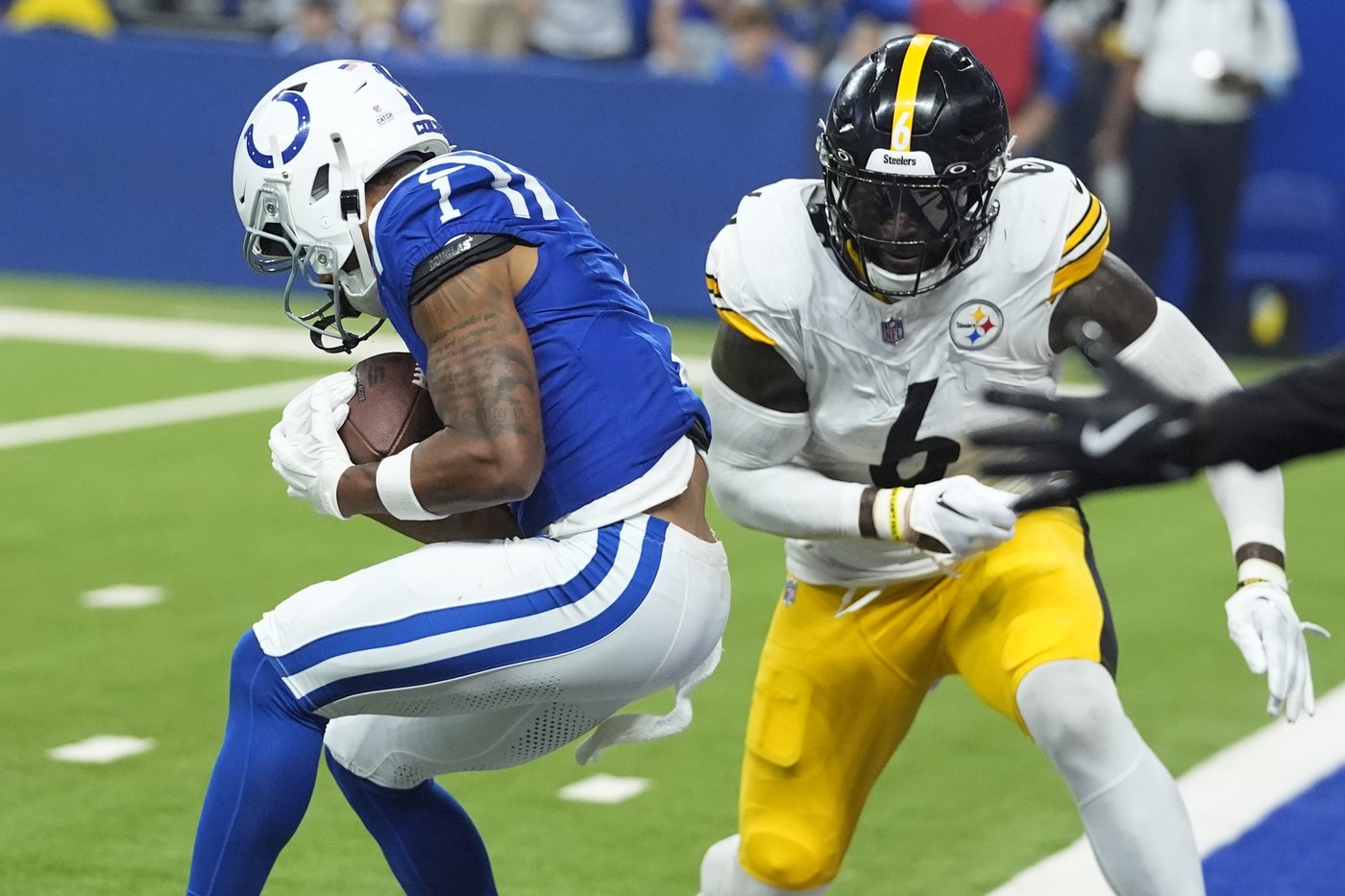 Joe Flacco relieves injured Anthony Richardson and helps Colts hold off Steelers 27-24 | iNFOnews.ca