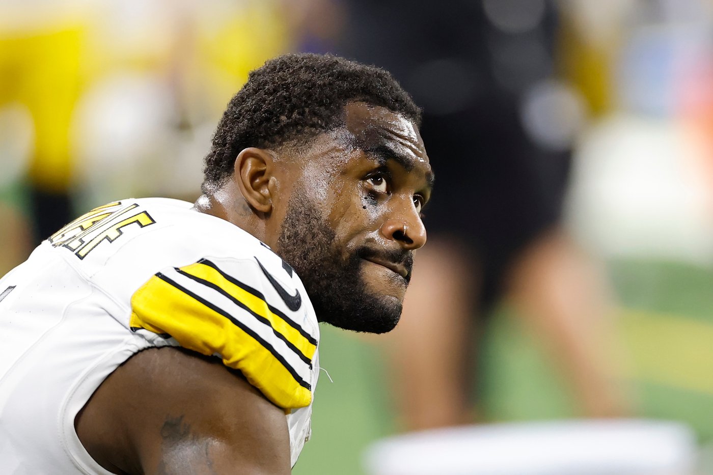 Steelers WR DK Metcalf will not face charges for an in-game altercation with a Detroit Lions fan | iNFOnews.ca Steelers WR DK Metcalf will not face charges for an in-game altercation with a Detroit Lions fan | iNFOnews.ca