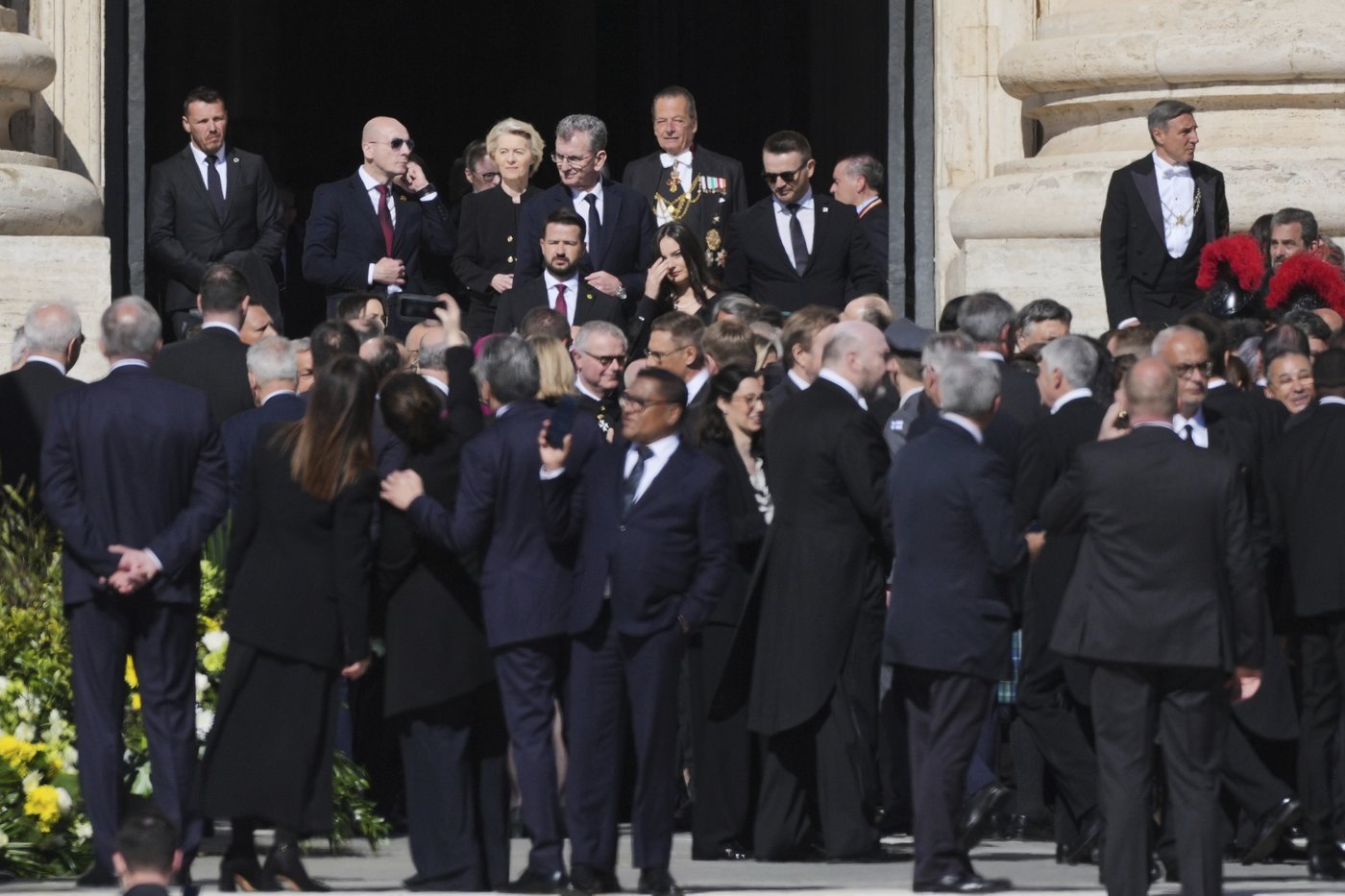 PHOTO COLLECTION: Vatican Pope Funeral Attendees | iNFOnews.ca PHOTO COLLECTION: Vatican Pope Funeral Attendees | iNFOnews.ca