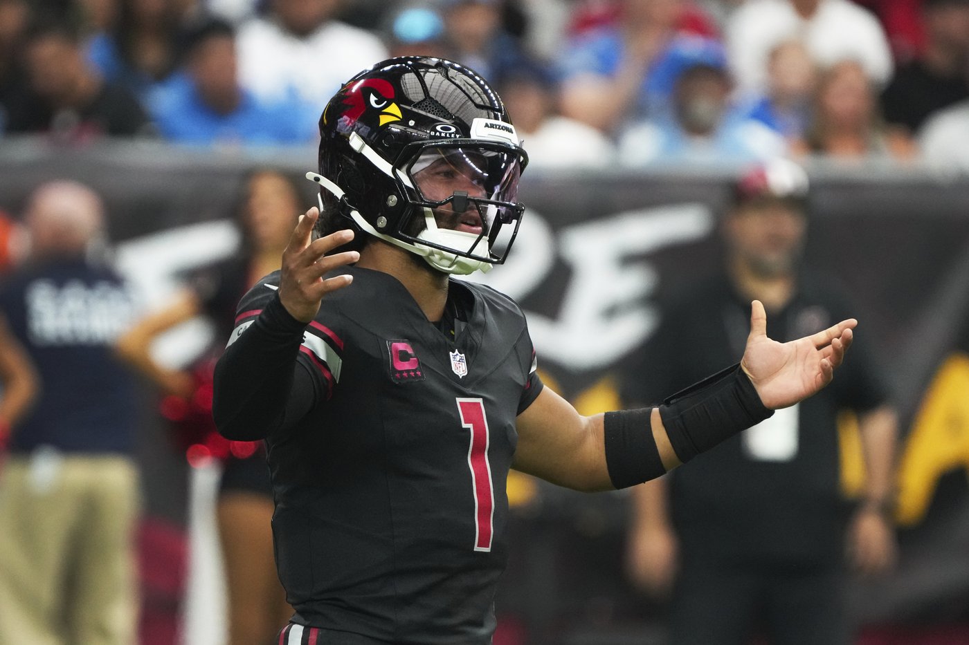 Jared Goff throws 2 TD passes and Lions' defense slows Kyler Murray in 20-13 win over Cardinals | iNFOnews.ca