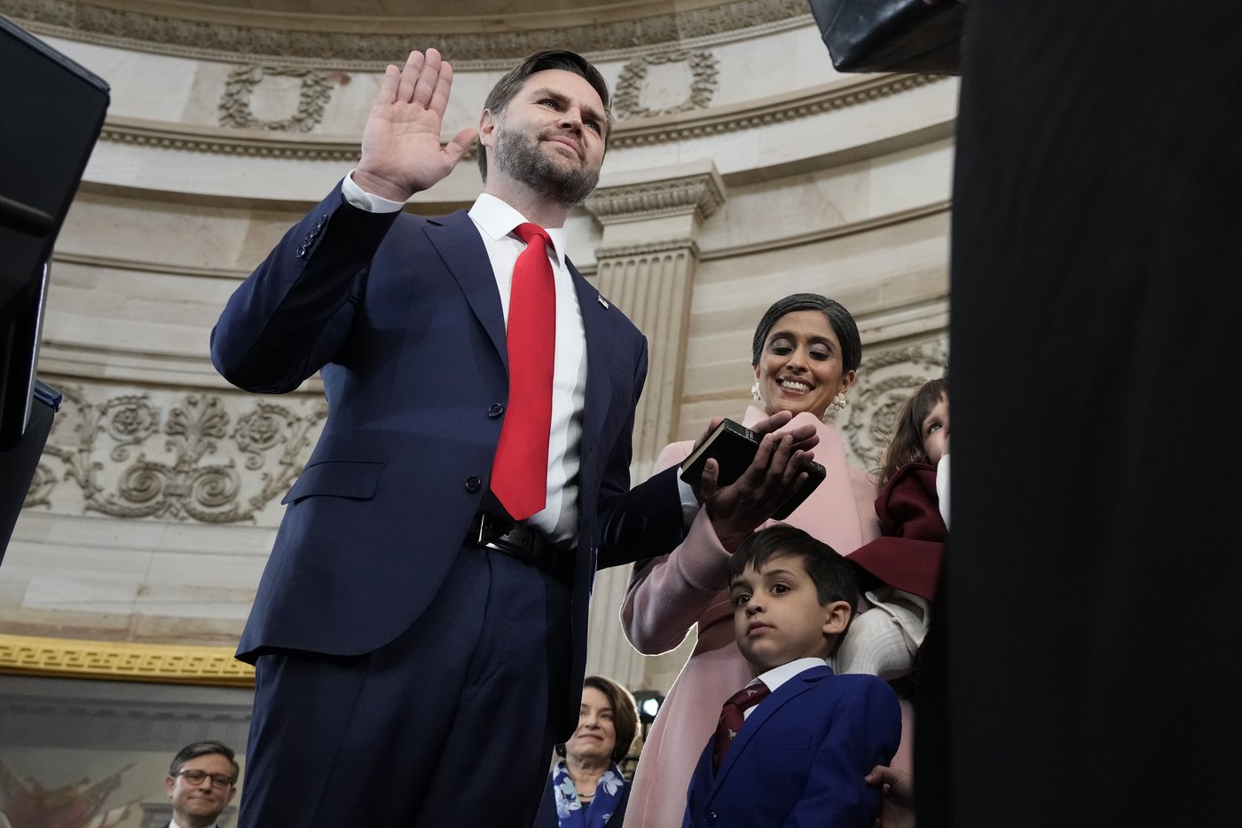 PHOTO COLLECTION: Trump Inauguration Swearing In | iNFOnews.ca