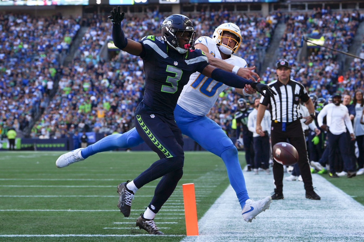 The Seattle Seahawks' run game gets going, despite Jadarian Price's absence | iNFOnews.ca
