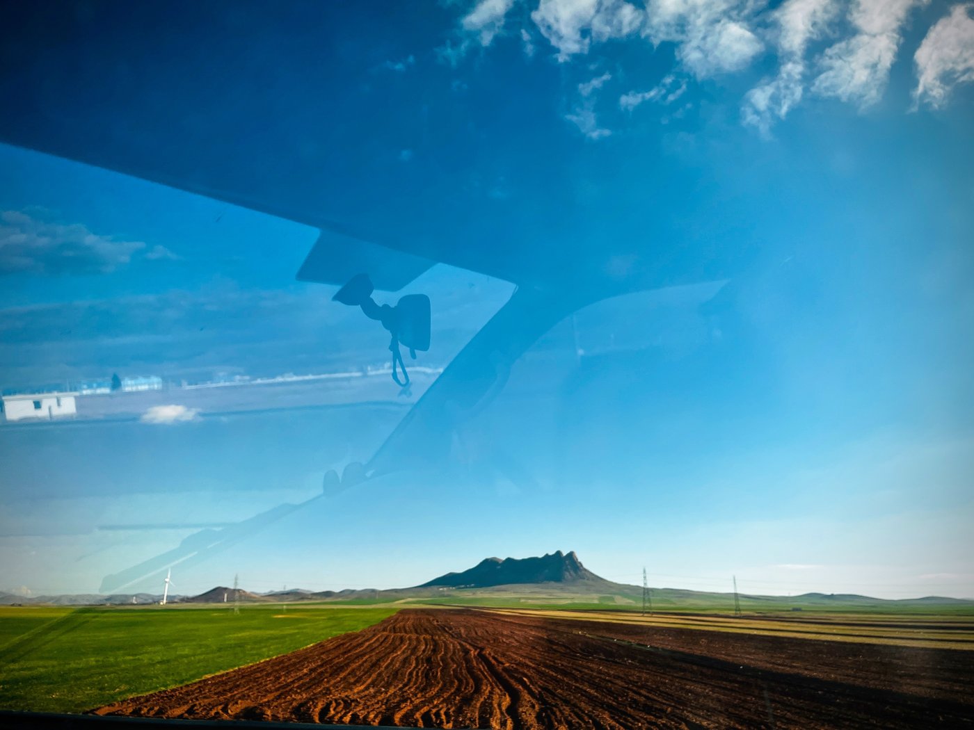 Photos from Iran's roadside, from Tehran to the Turkish border | iNFOnews.ca