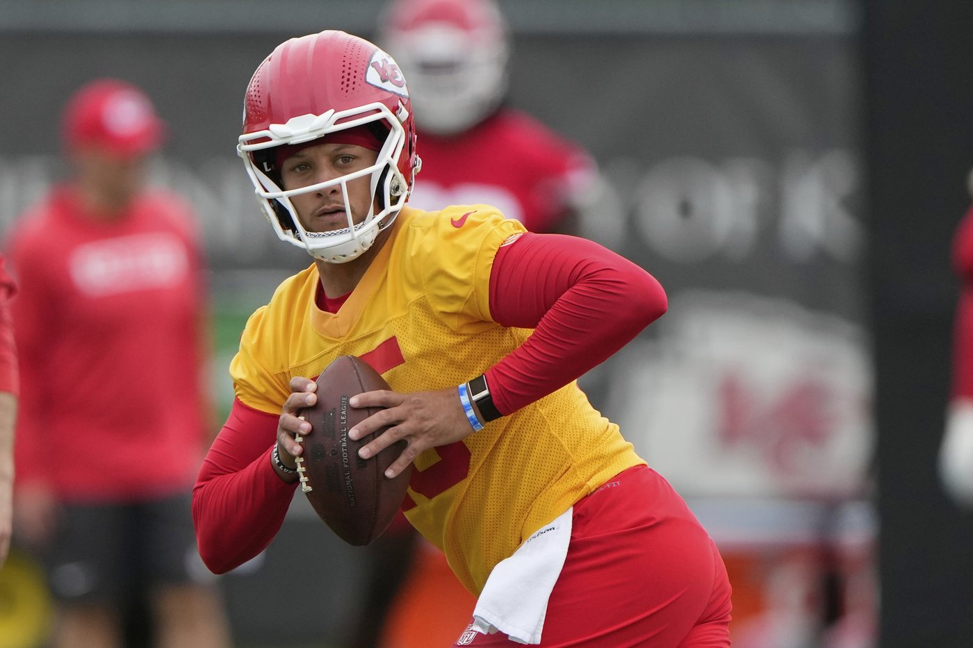 Kansas City Chiefs' strategy to expand UK fandom: cultural connections and mascot diplomacy | iNFOnews.ca