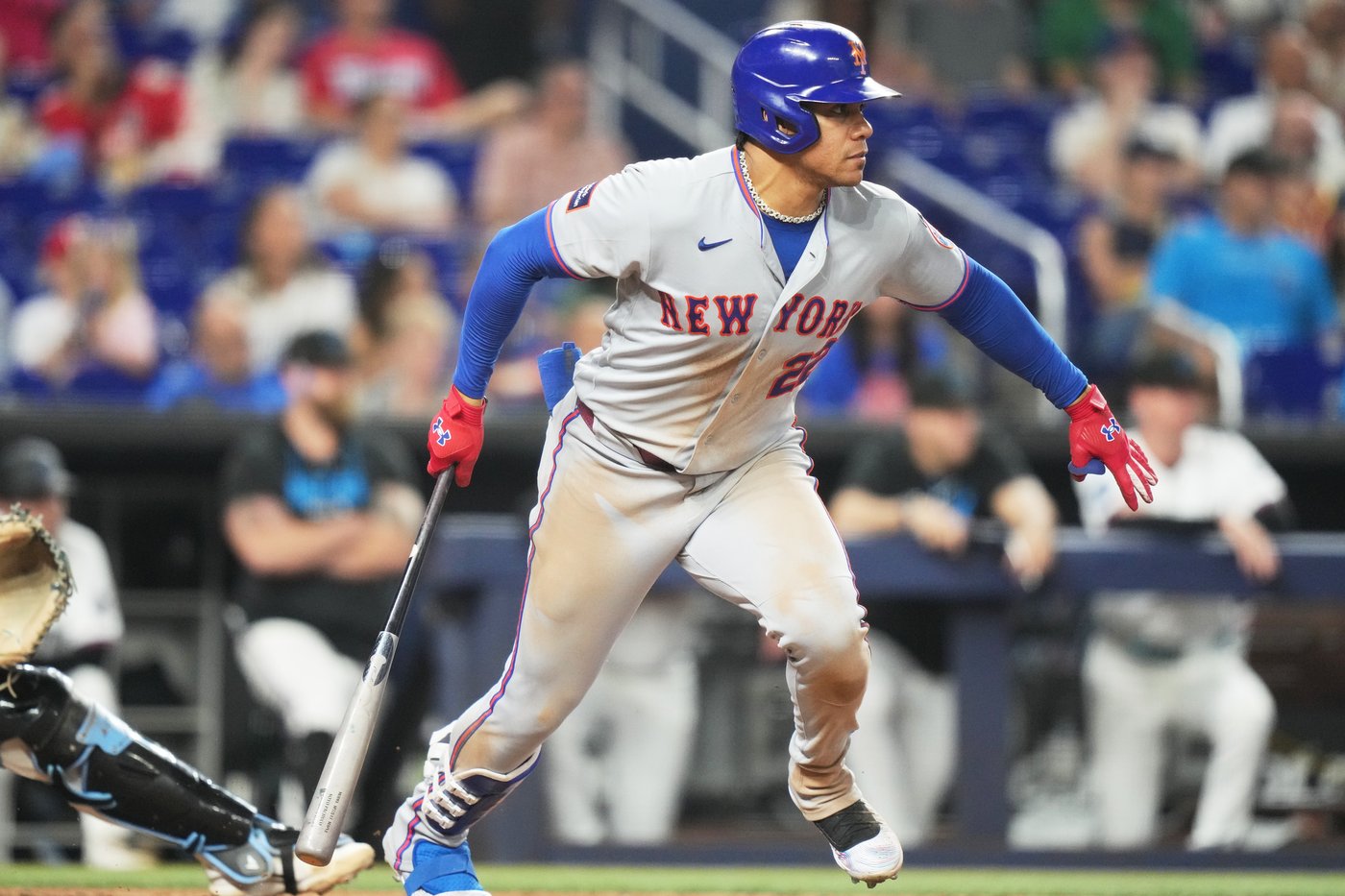 Mets star Juan Soto misses Sunday's game at Marlins because of an illness | iNFOnews.ca