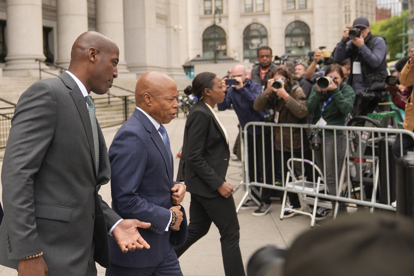 Prosecutors say they may bring additional charges against New York City mayor and indict others | iNFOnews.ca