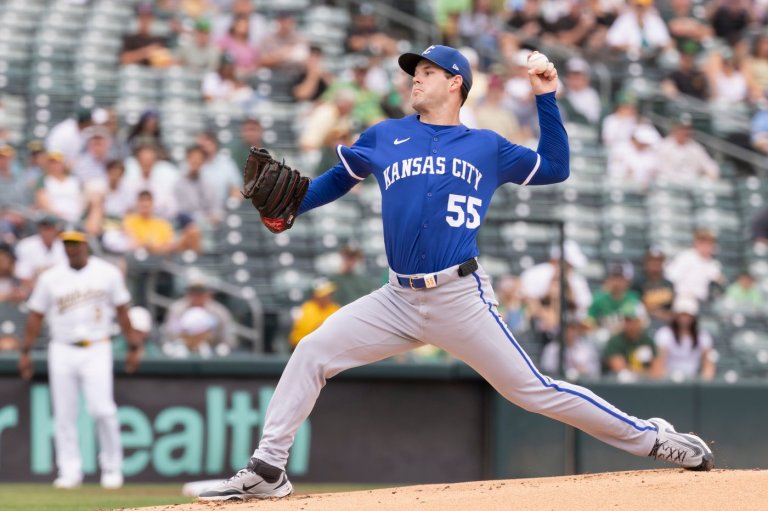 Yastrzemski homers twice as Royals rout A's to finish season with a winning record | iNFOnews.ca