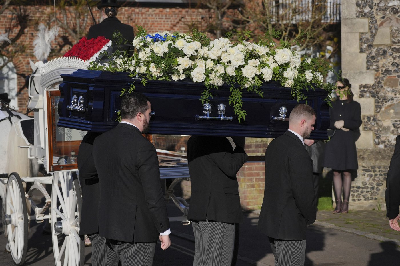 Liam Payne's One Direction bandmates among the mourners at singer's funeral | iNFOnews.ca