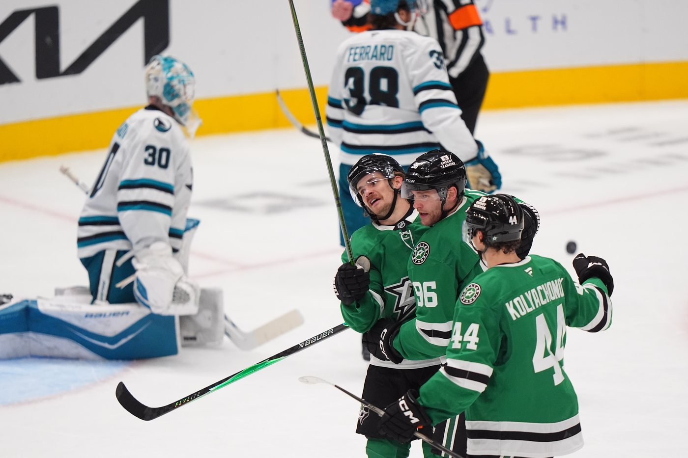Rantanen has goal and 2 assists as Stars beat Sharks 4-1 to extend point streak to nine games | iNFOnews.ca