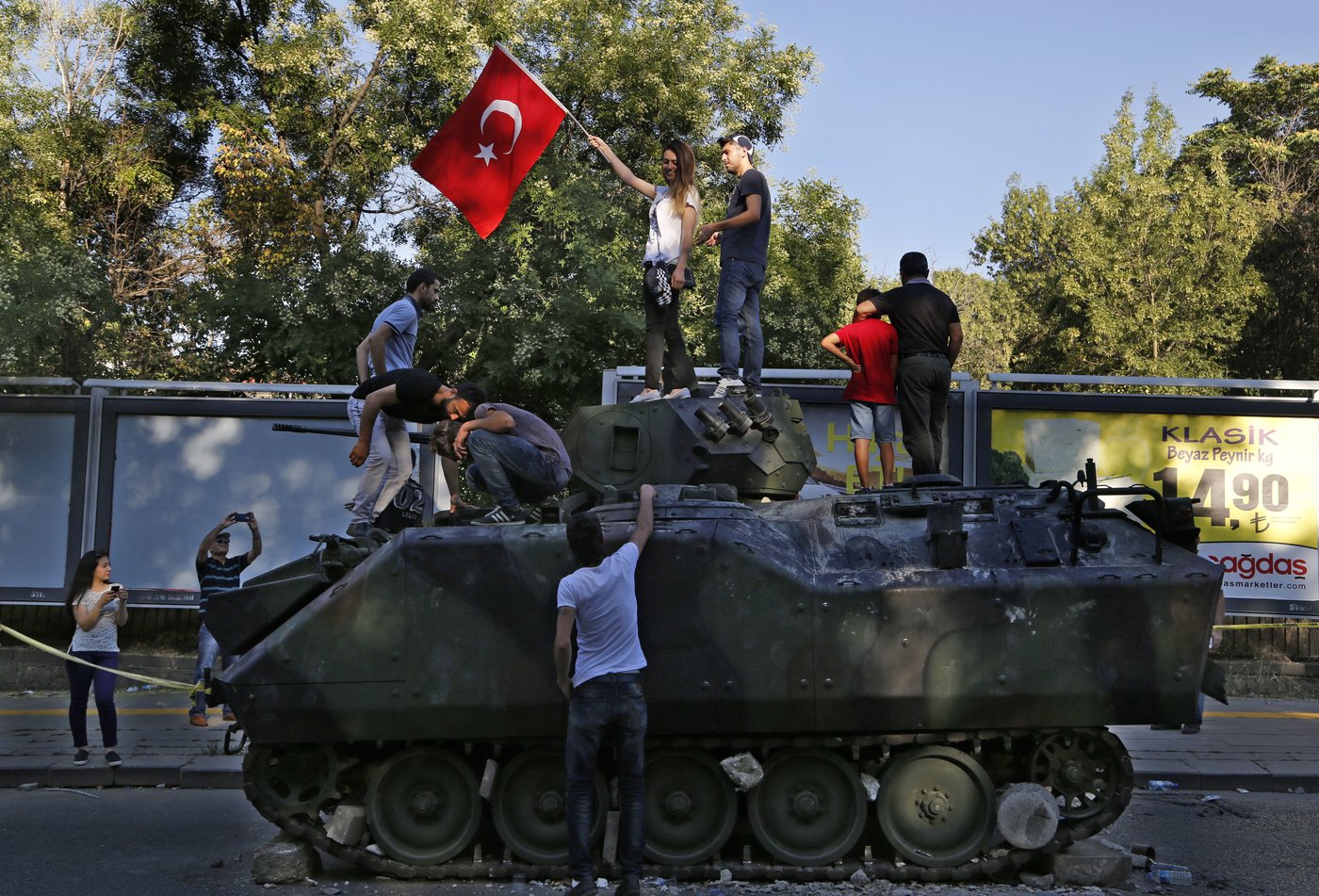 Turkish prosecutors target 63 members of the military over ties to a 2016 coup attempt | iNFOnews.ca Turkish prosecutors target 63 members of the military over ties to a 2016 coup attempt | iNFOnews.ca