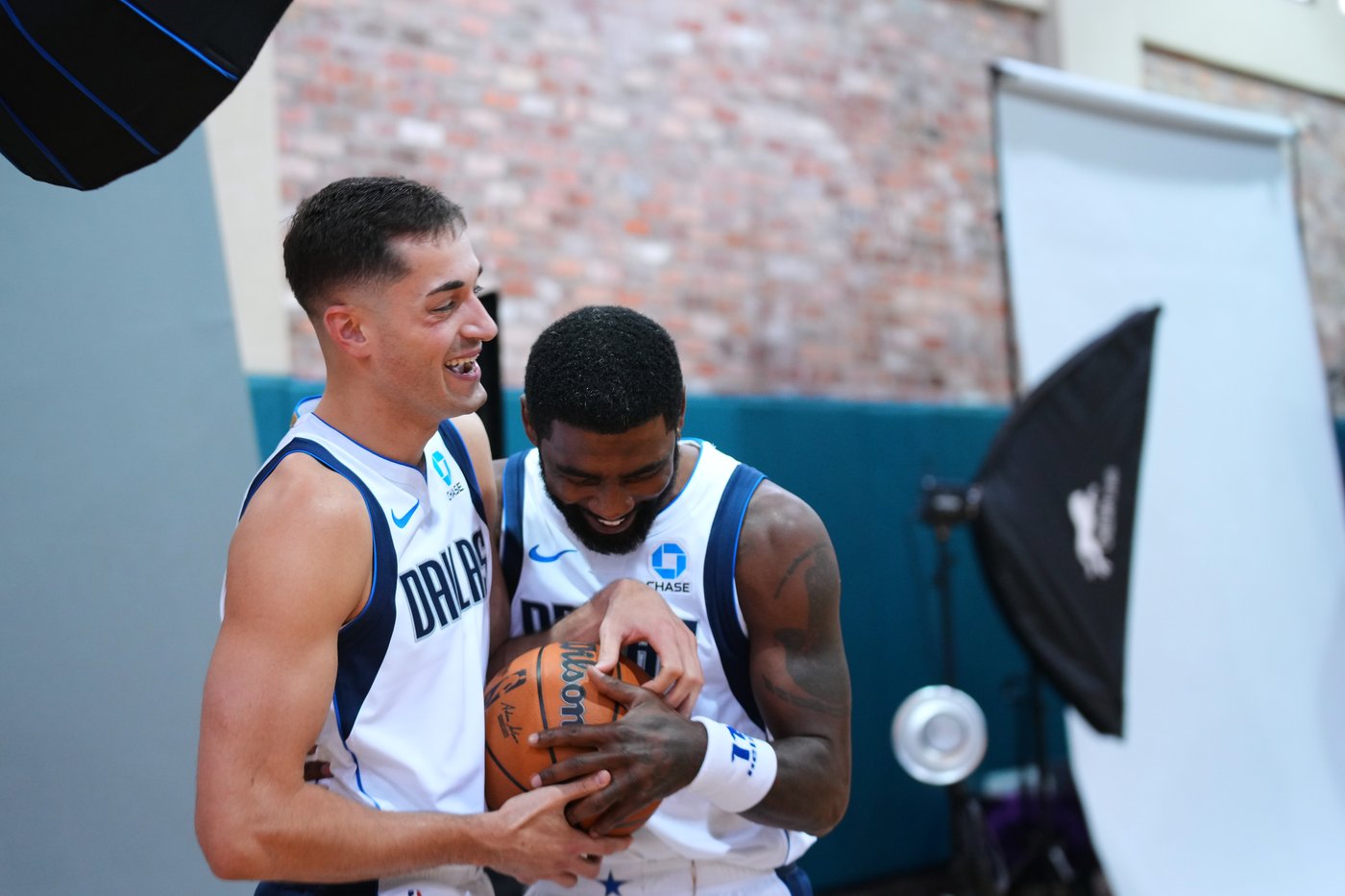 Mavericks' Irving says he's ready to 'kick some butt' after ACL injury sidelined him for 19 months | iNFOnews.ca Mavericks' Irving says he's ready to 'kick some butt' after ACL injury sidelined him for 19 months | iNFOnews.ca