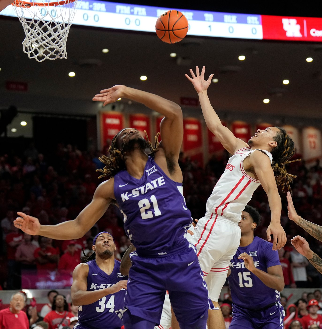 Emanuel Sharp scores 23, No. 3 Houston downs Kansas State 78-64 | iNFOnews.ca Emanuel Sharp scores 23, No. 3 Houston downs Kansas State 78-64 | iNFOnews.ca