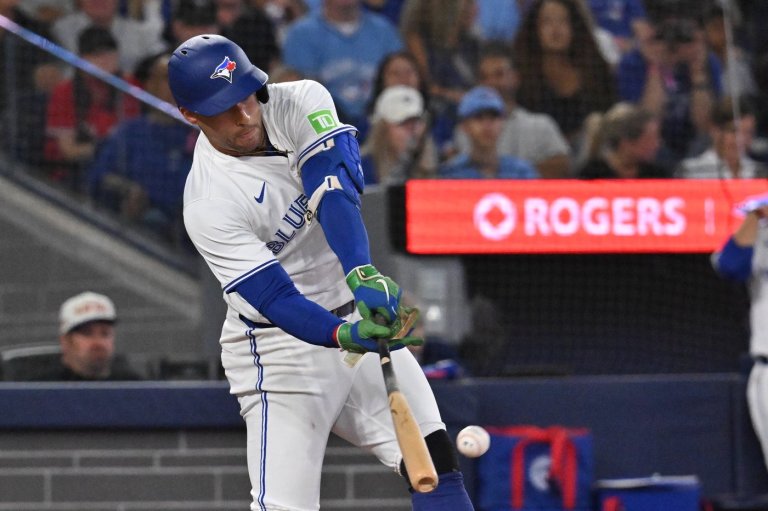 Blue Jays playoff tickets on sale today, number of home games still up in the air | iNFOnews.ca