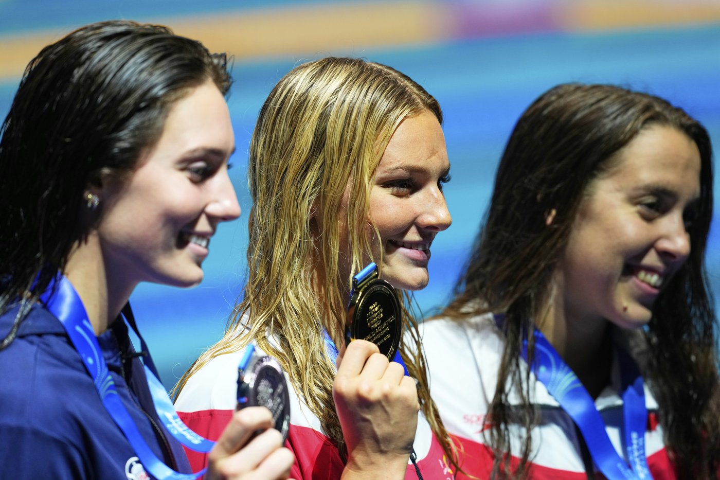 Canada's McIntosh wins second gold at world swimming championships | iNFOnews.ca