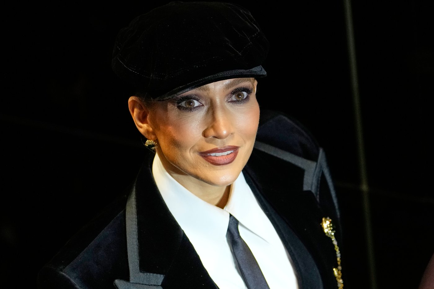 Jennifer Lopez brings diva wattage as Dolce & Gabbana refreshes its Sicilian inheritance | iNFOnews.ca
