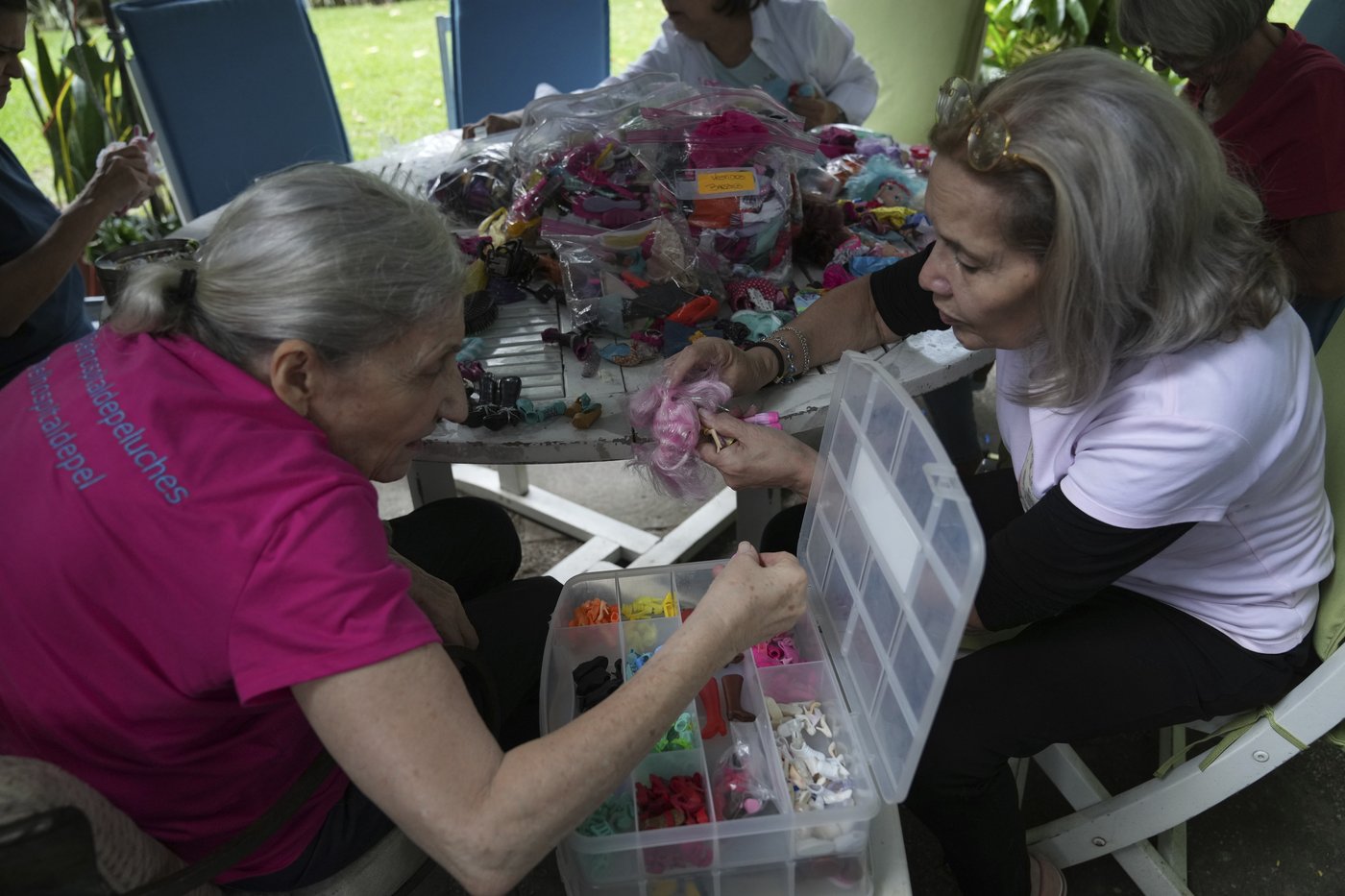 This hospital in Venezuela restores discarded toys for another round of love | iNFOnews.ca