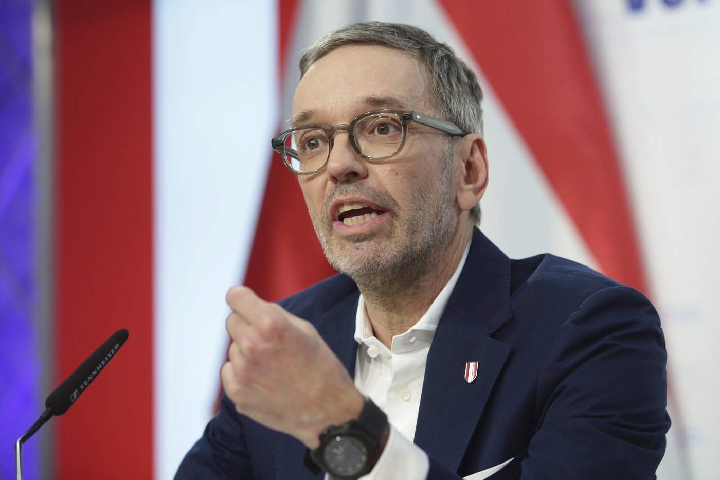 Far-right leader pledges to 'govern Austria honestly' and makes demands of potential partner | iNFOnews.ca