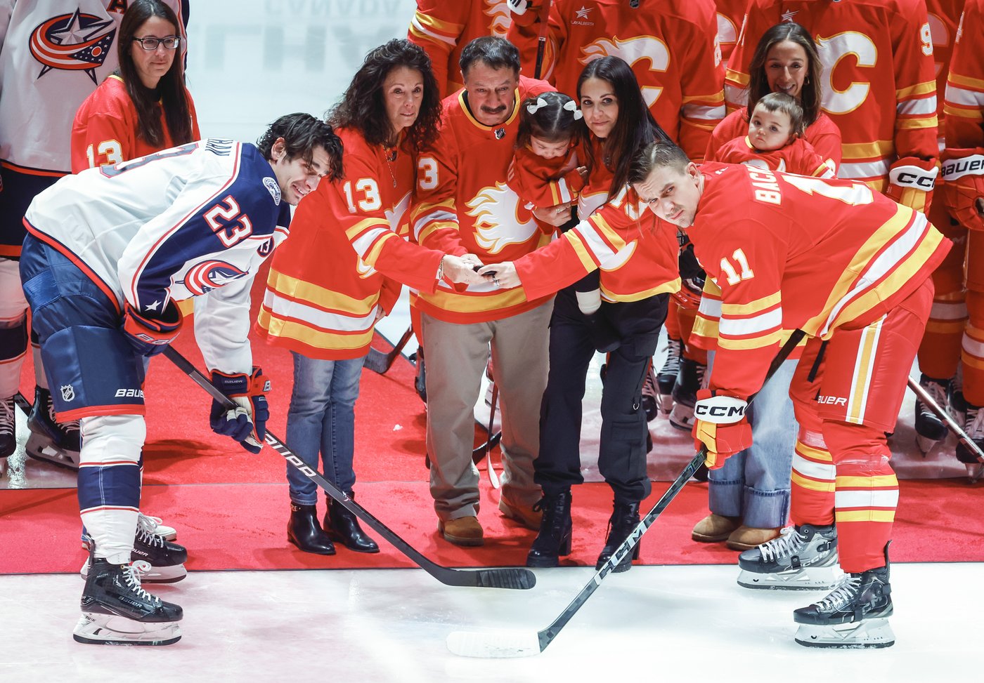 Flames blank Blue Jackets 3-0 in tribute game to Gaudreau at Saddledome | iNFOnews.ca
