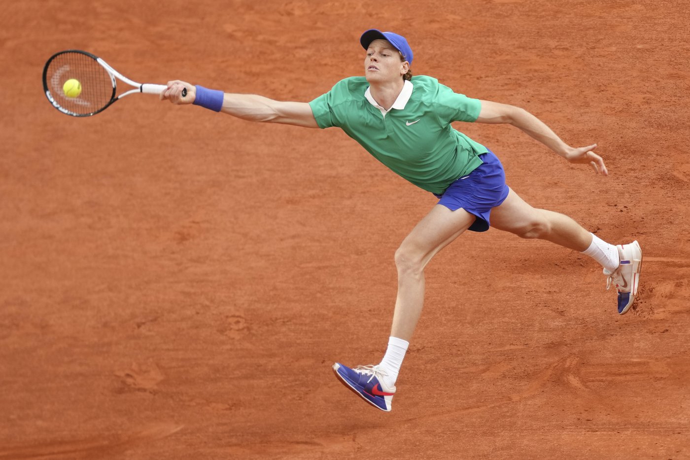 PHOTO COLLECTION: Best of French Open Tennis Semifinals | iNFOnews.ca