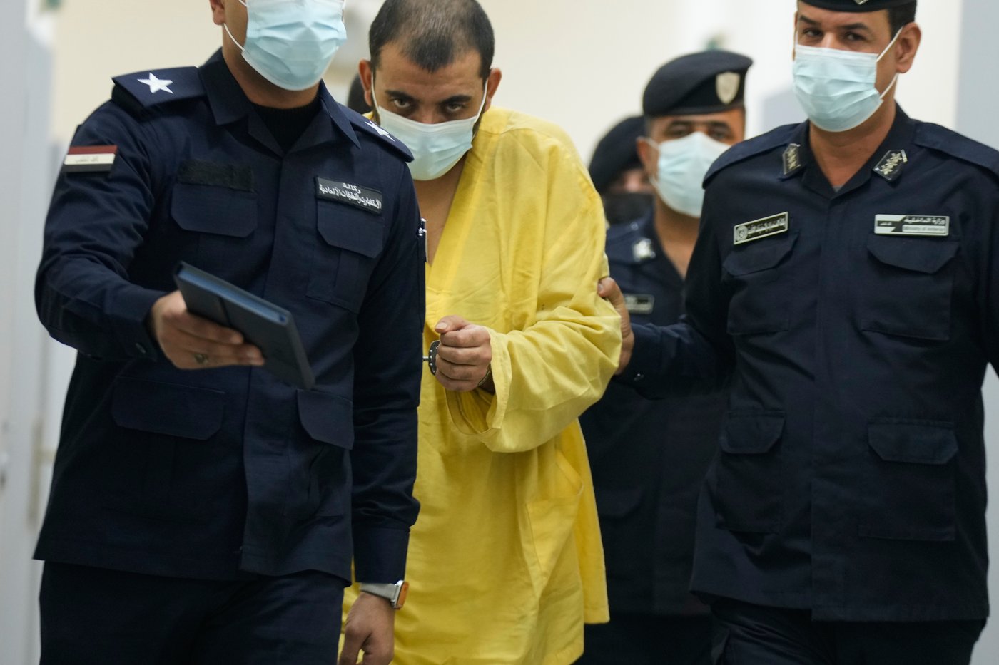 Photos of Islamic State suspects interrogated at Baghadad prison before trials | iNFOnews.ca