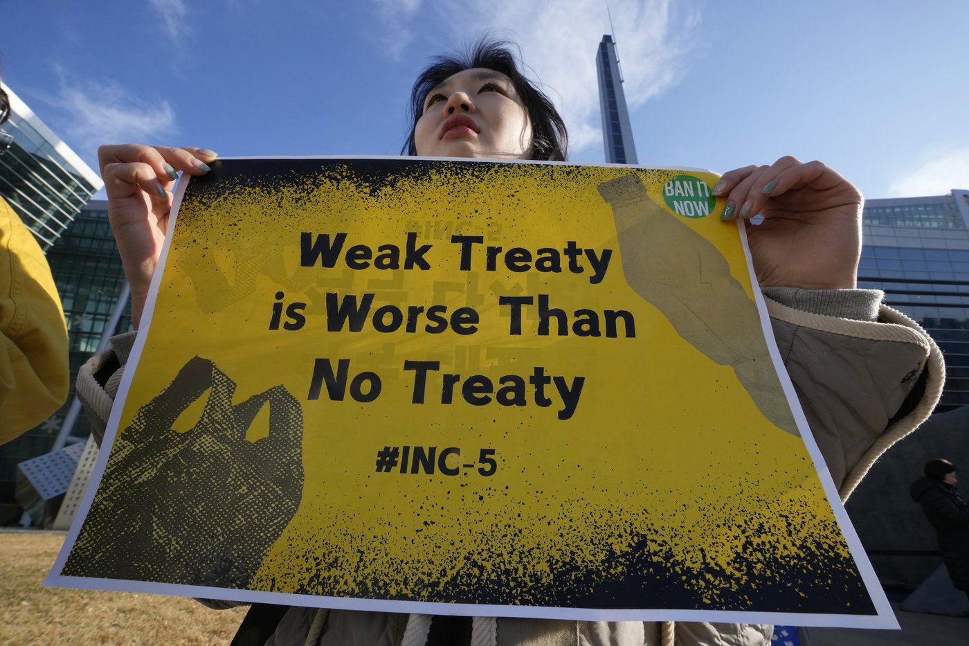 Plastic treaty talks draw to a close with production limits still under debate | iNFOnews.ca