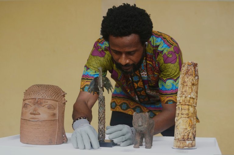 Protesters disrupt the soft opening of a new museum in Nigeria that was to house returned artifacts | iNFOnews.ca