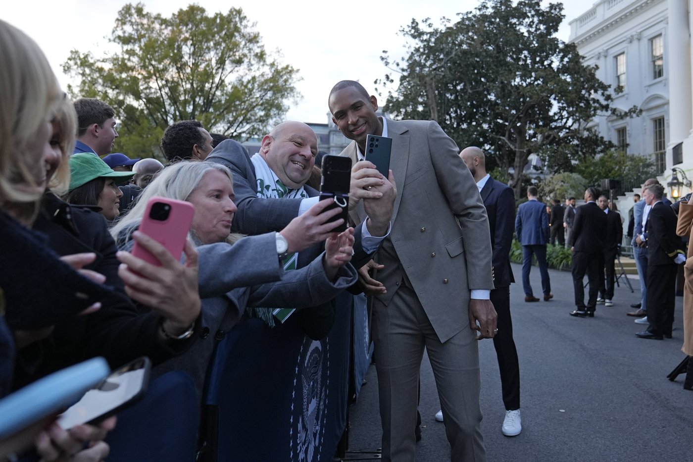 President Biden welcomes 2024 NBA champion Boston Celtics to White House | iNFOnews.ca President Biden welcomes 2024 NBA champion Boston Celtics to White House | iNFOnews.ca