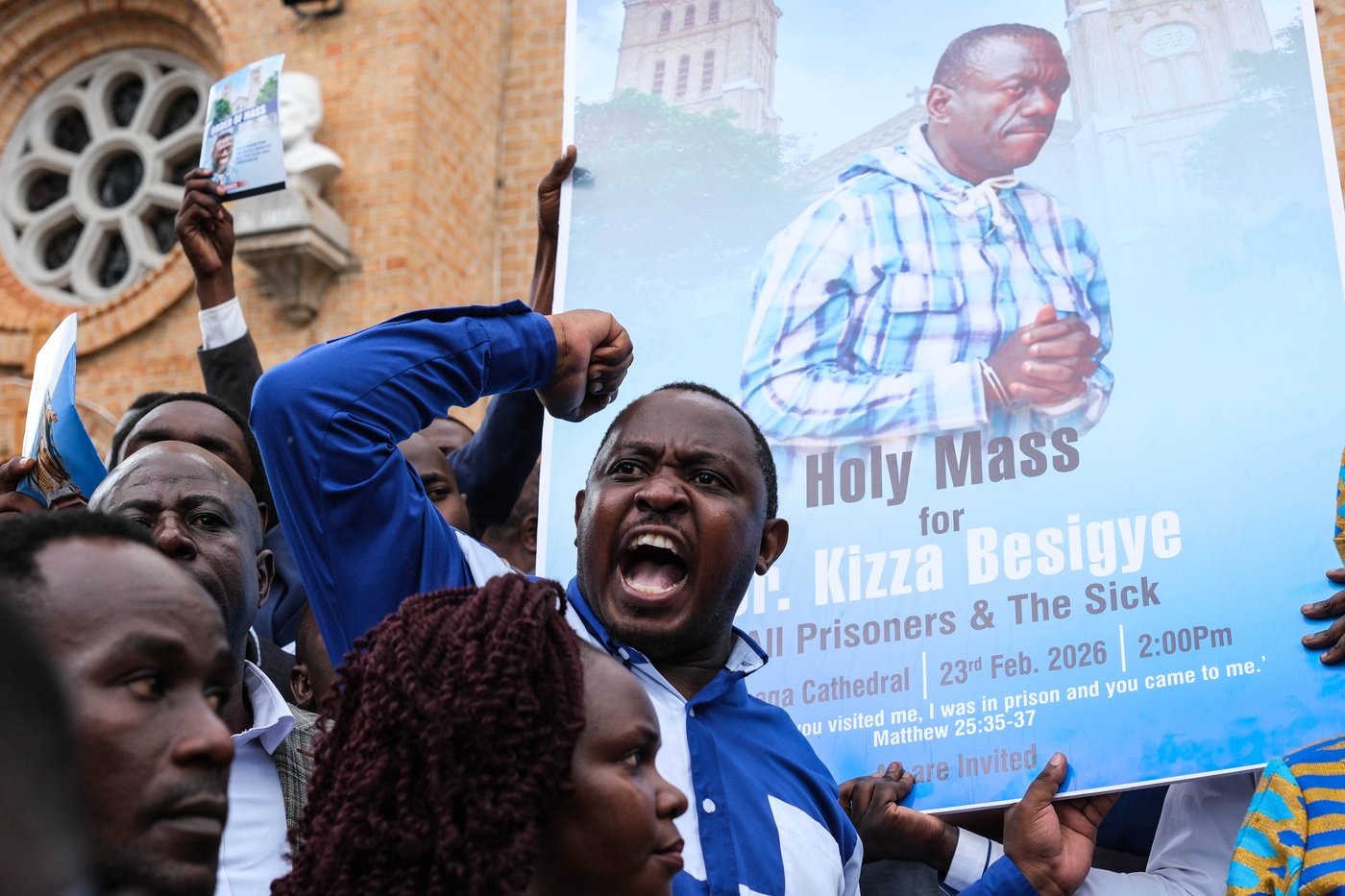 Supporters of jailed Ugandan opposition figure pray for him after president tries to stop it | iNFOnews.ca Supporters of jailed Ugandan opposition figure pray for him after president tries to stop it | iNFOnews.ca