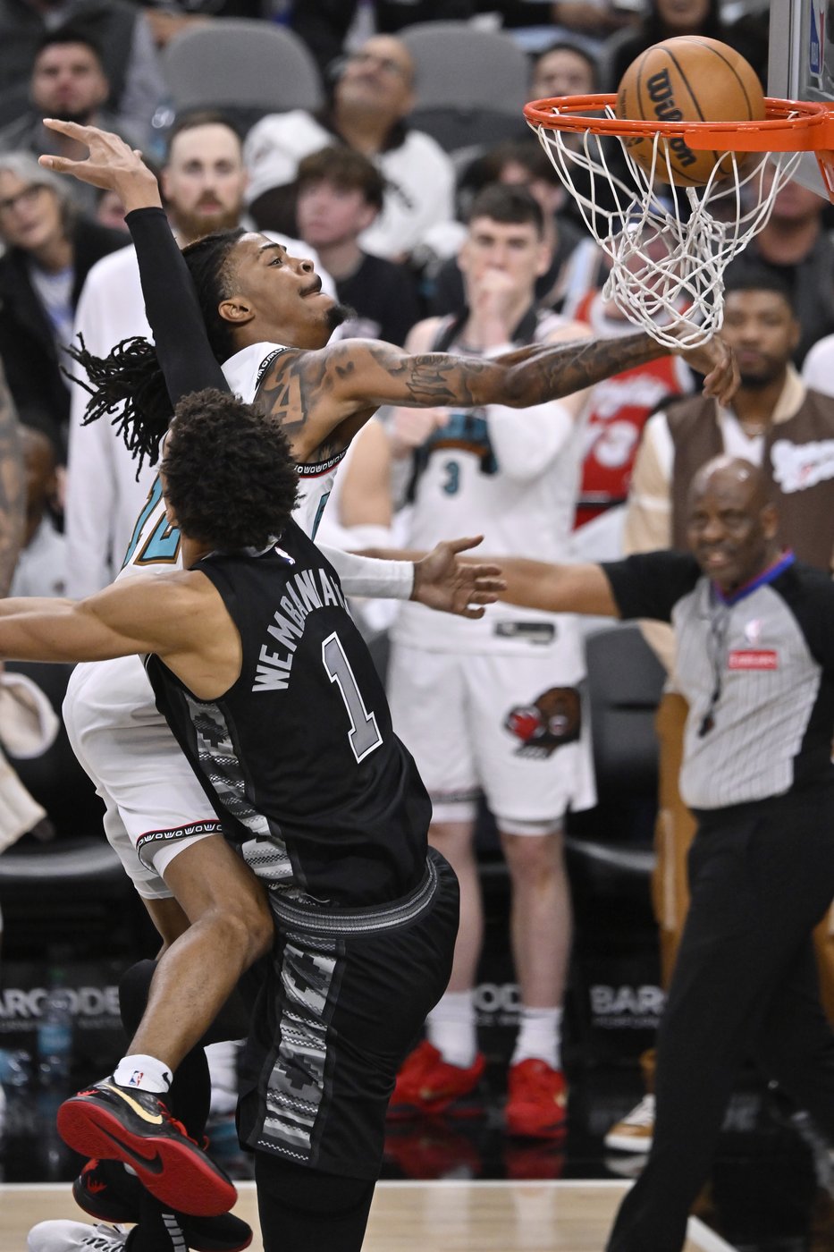 Morant's 21-point, 12-assist performance carries Grizzlies past Wembanyama and the Spurs 129-115 | iNFOnews.ca Morant's 21-point, 12-assist performance carries Grizzlies past Wembanyama and the Spurs 129-115 | iNFOnews.ca