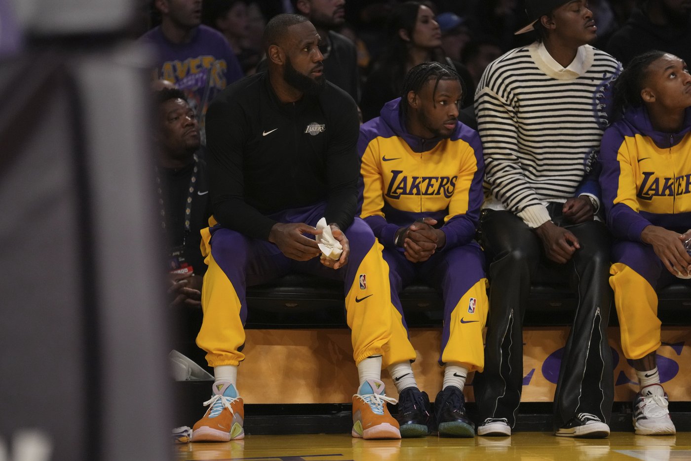 LeBron and Bronny James make history as the NBA's first father-son duo to play together | iNFOnews.ca