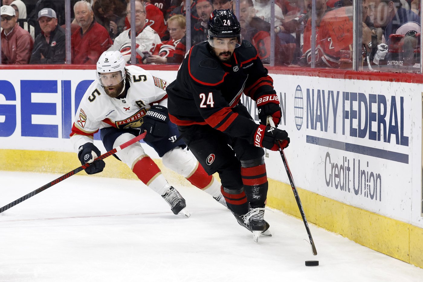 Everybody's scoring for Florida. Nobody's scoring for Carolina, and that sums up the East finals | iNFOnews.ca Everybody's scoring for Florida. Nobody's scoring for Carolina, and that sums up the East finals | iNFOnews.ca