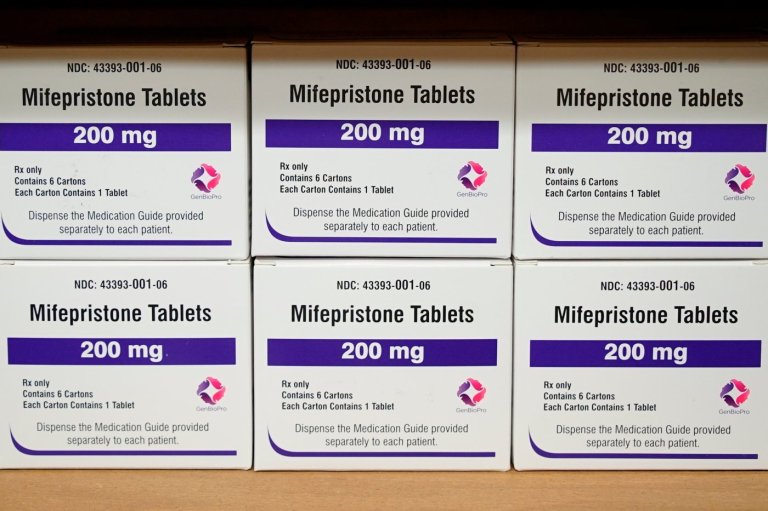 Supreme Court preserves access to widely used abortion pill, while lawsuit plays out | iNFOnews.ca