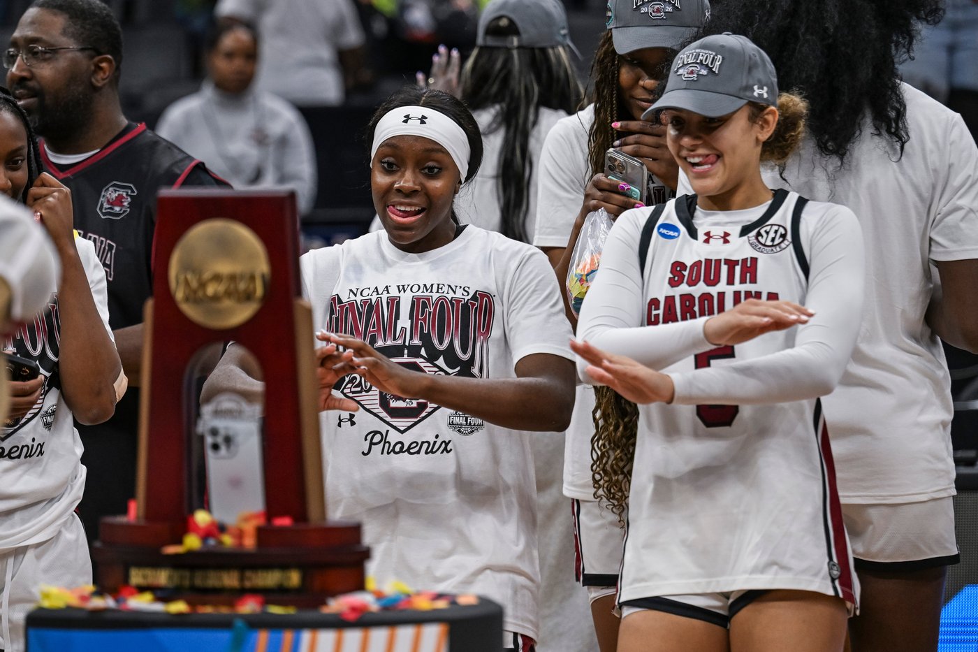 Raven Johnson named Sacramento 4 Regional MOP as South Carolina reaches Final Four | iNFOnews.ca