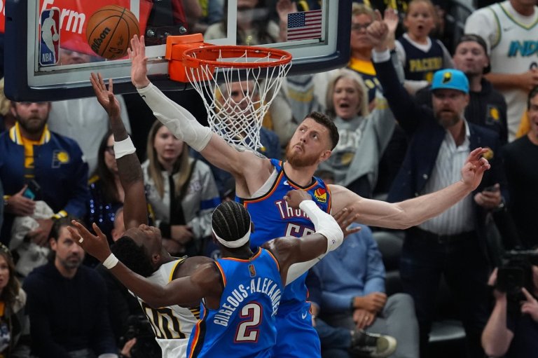 League MVP Shai Gilgeous-Alexander continues torrid start by leading Thunder to another 2 OT win | iNFOnews.ca