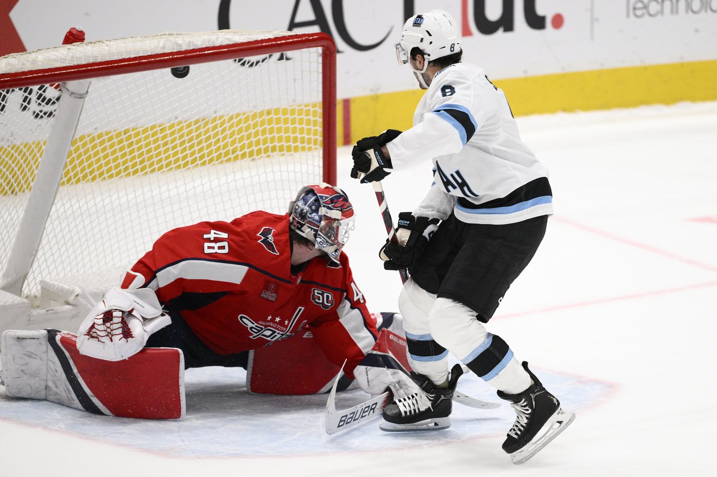 Nick Schmaltz scores the shootout winner to send Utah to a 5-4 victory over the Capitals | iNFOnews.ca Nick Schmaltz scores the shootout winner to send Utah to a 5-4 victory over the Capitals | iNFOnews.ca