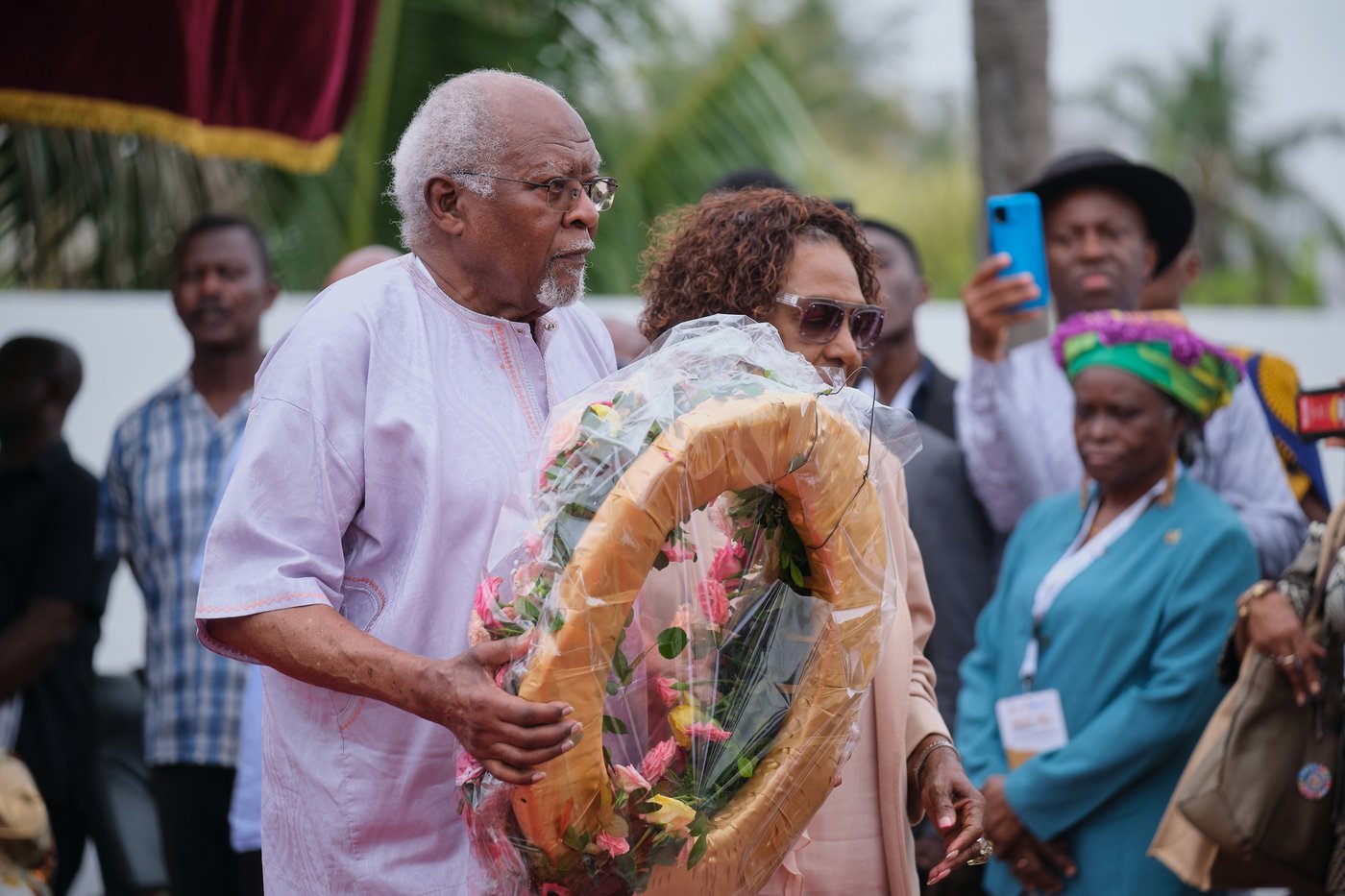 Ghana conference urges slave-trade nations to issue apologies and reparations | iNFOnews.ca Ghana conference urges slave-trade nations to issue apologies and reparations | iNFOnews.ca