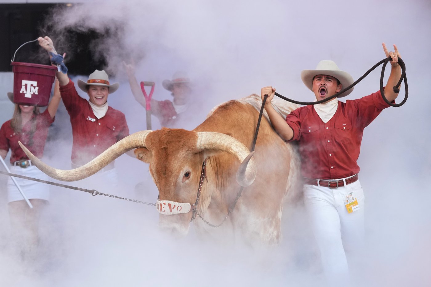 Top-ranked Texas likes the view from No. 1 but is focused on long season ahead | iNFOnews.ca Top-ranked Texas likes the view from No. 1 but is focused on long season ahead | iNFOnews.ca