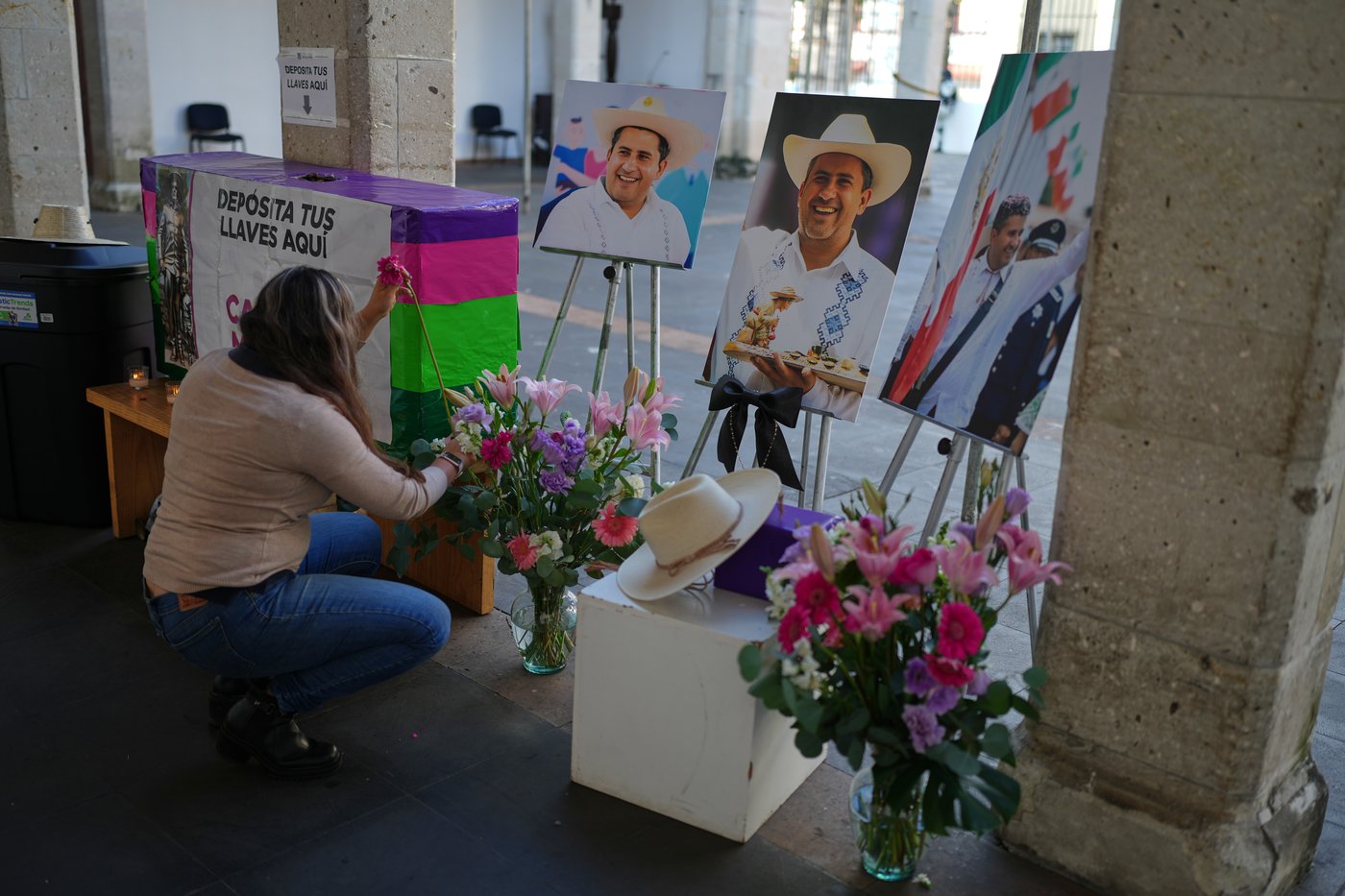Authorities arrest 7 bodyguards in connection with a Mexican mayor's assassination | iNFOnews.ca Authorities arrest 7 bodyguards in connection with a Mexican mayor's assassination | iNFOnews.ca